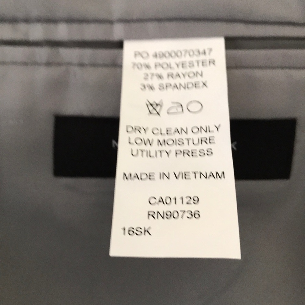 Suit - Picture 3 of 8